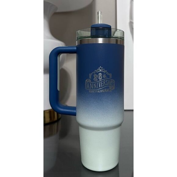 Stanley x Starbucks Taiwan Exclusive 2024 Tumbler- 26th Anniversary Blue Ombre - Picture 3 of 5